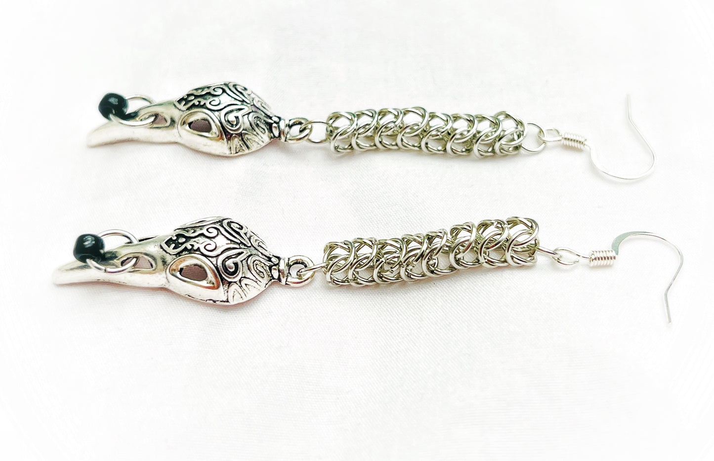 Box Chain Raven Skulls