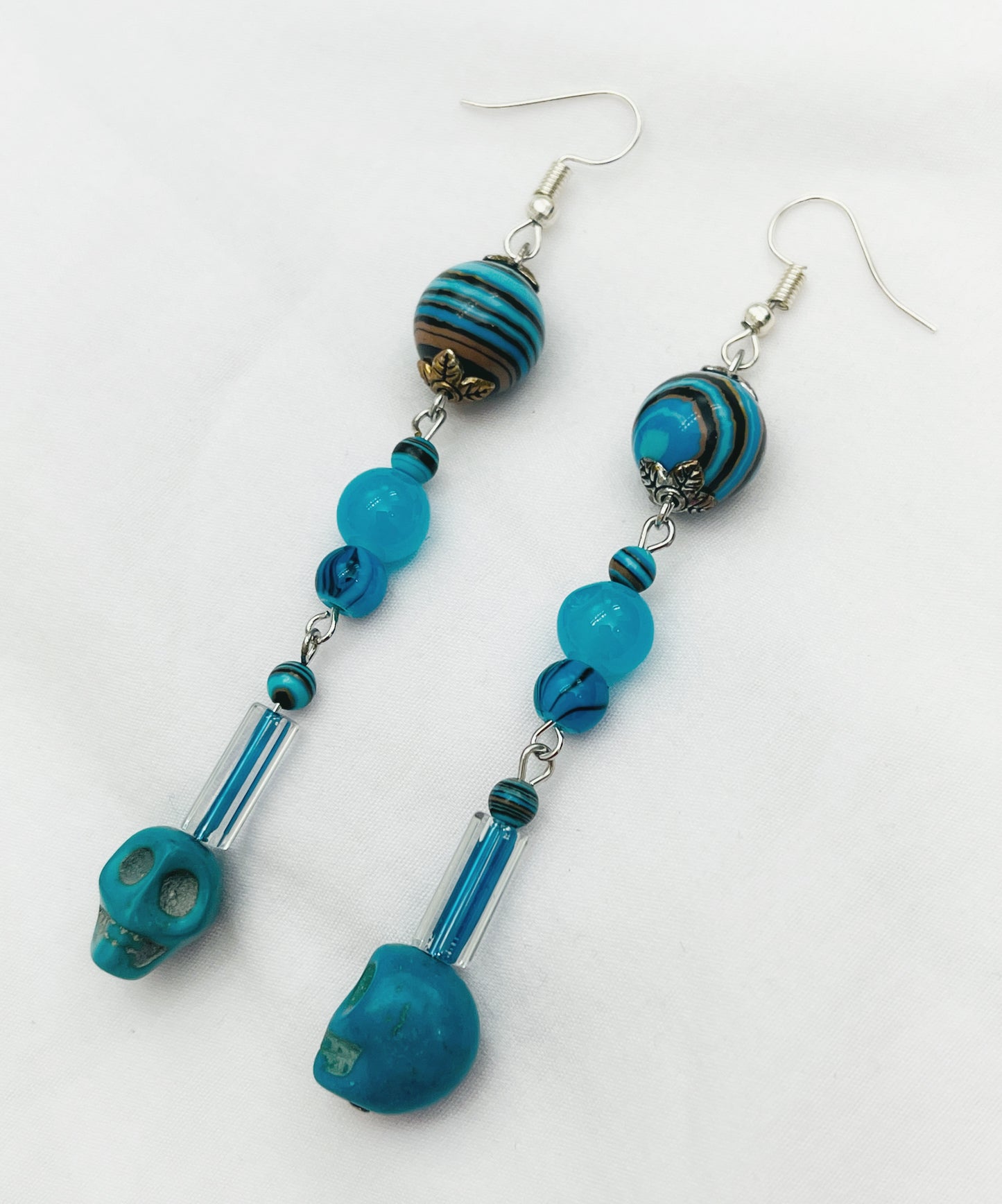 Hippie Skulls (Blue)