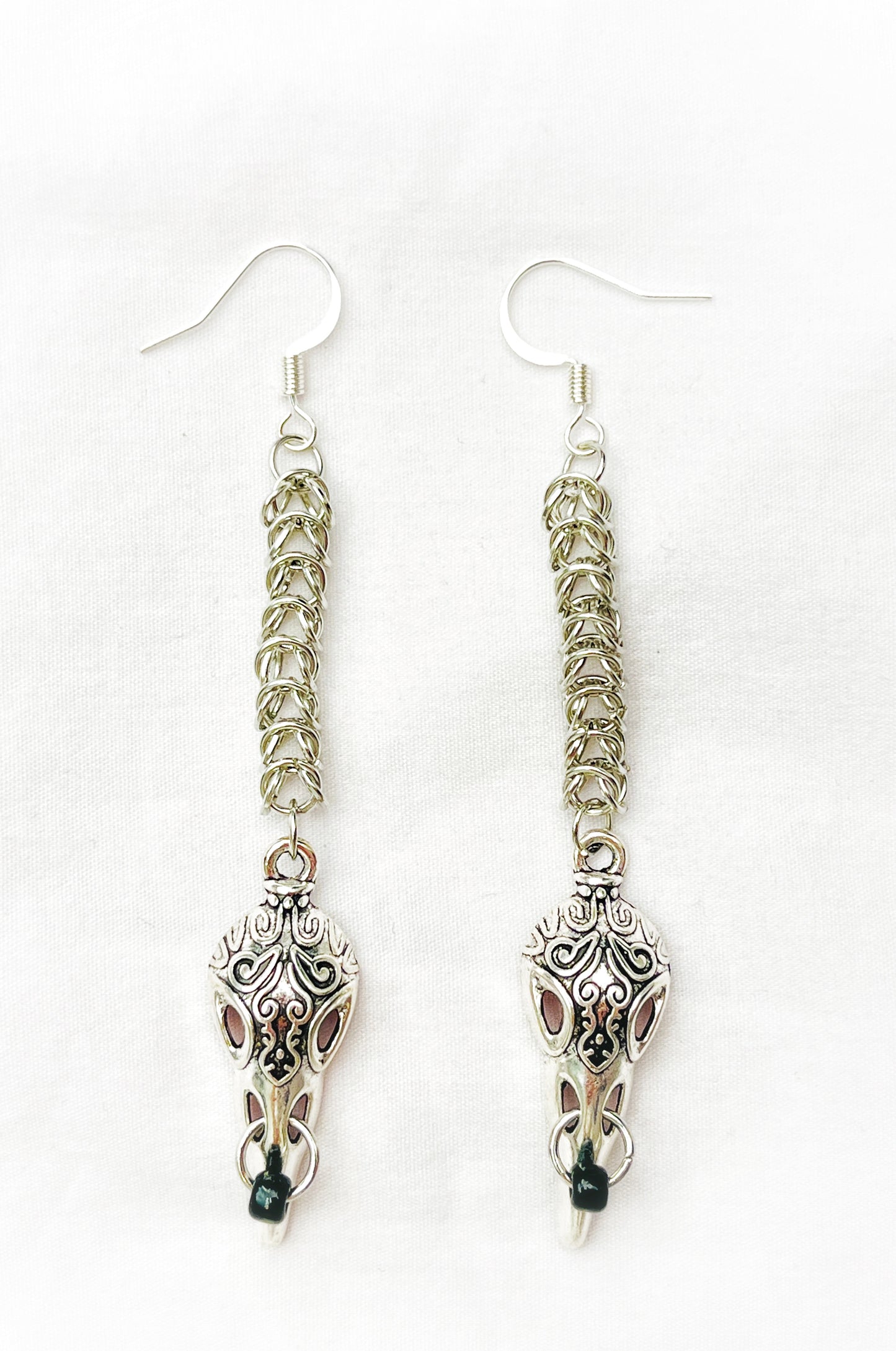 Box Chain Raven Skulls
