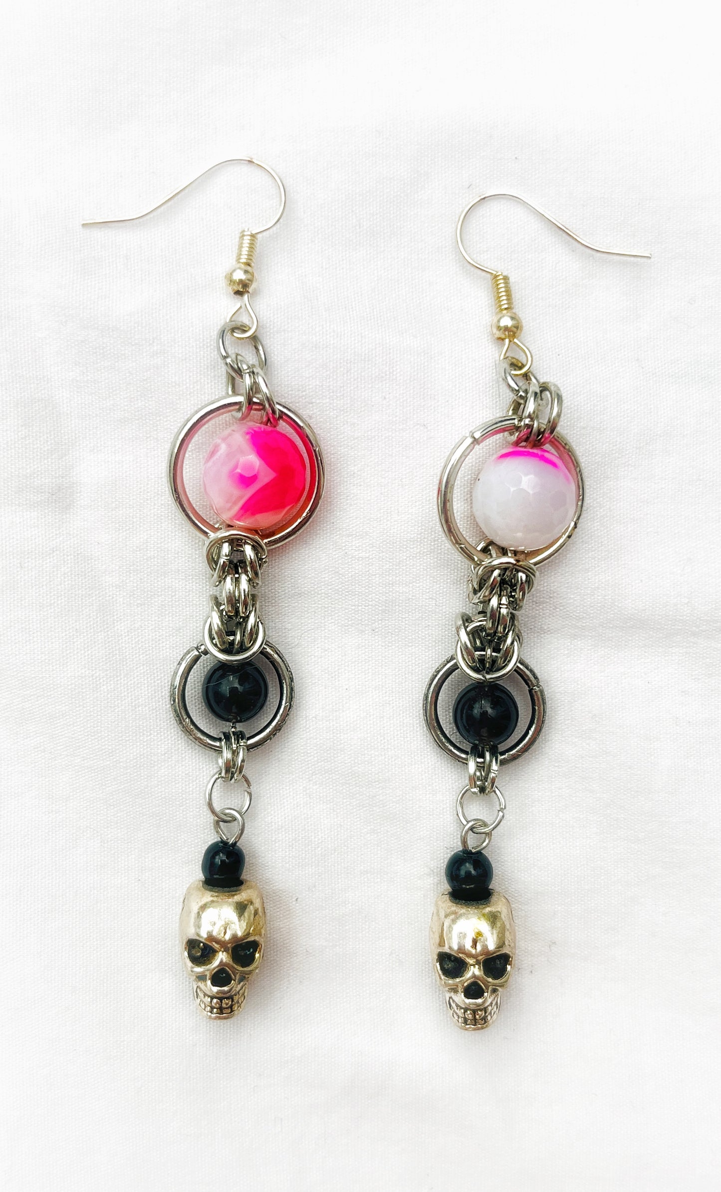 Encapsulated Agate and Skulls