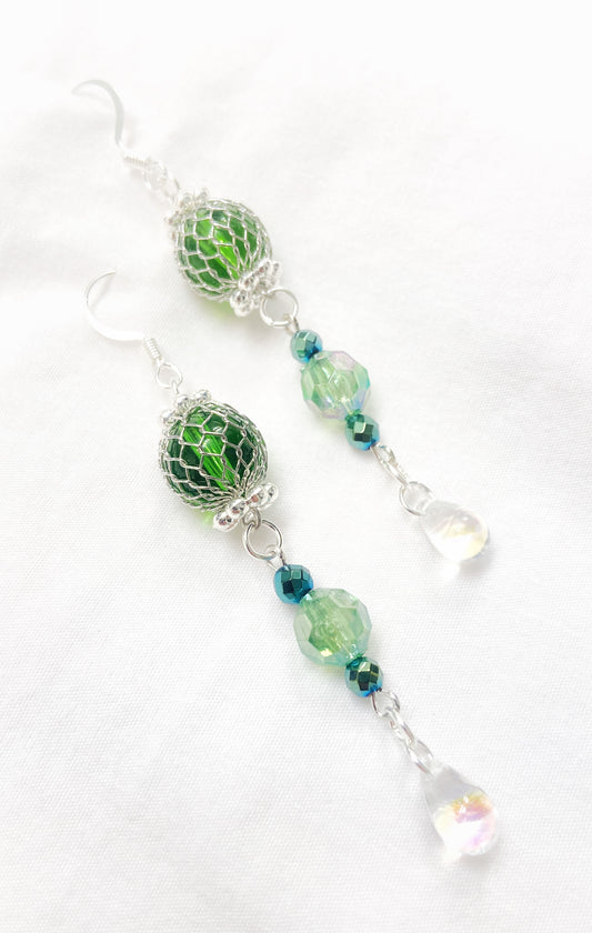 Green Mesh-Wrapped Teardrops