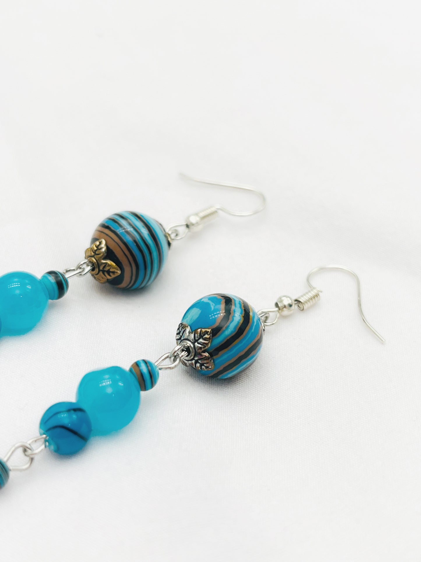 Hippie Skulls (Blue)